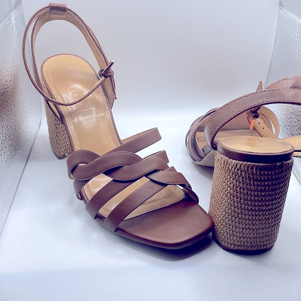 LC Lauren Conrad Collection. Size 10 beautiful Brown color.
